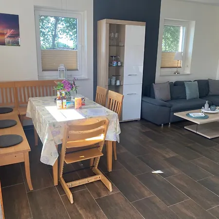 Ella Am Vakantiehuis *